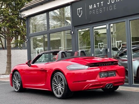 Porsche 718 BOXSTER 4