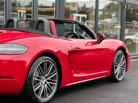 Porsche 718 BOXSTER 38