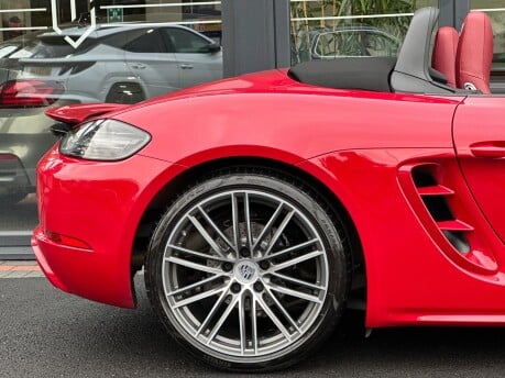 Porsche 718 BOXSTER 49