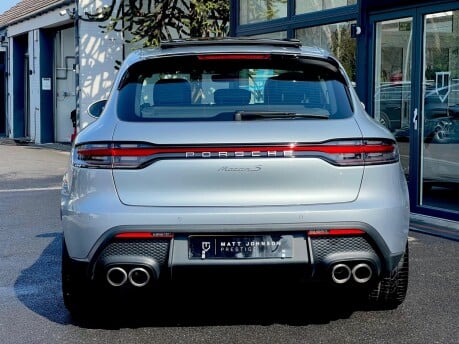 Porsche Macan S PDK 12