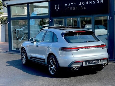 Porsche Macan S PDK 21