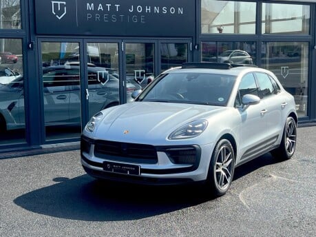 Porsche Macan S PDK 32