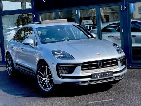 Porsche Macan S PDK 22