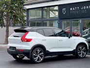 Volvo XC40 T4 R-DESIGN PRO 4