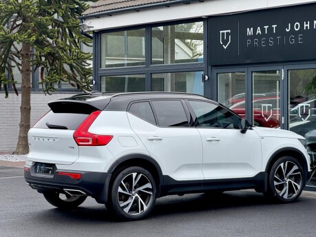 Volvo XC40 T4 R-DESIGN PRO 4