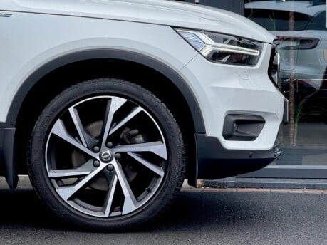 Volvo XC40 T4 R-DESIGN PRO 14