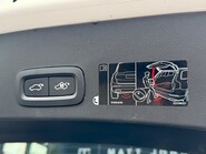 Volvo XC40 T4 R-DESIGN PRO 18