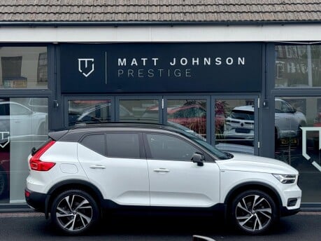 Volvo XC40 T4 R-DESIGN PRO 19