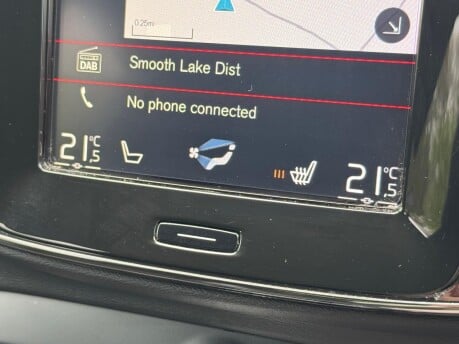 Volvo XC40 T4 R-DESIGN PRO 23