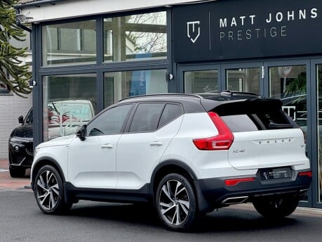 Volvo XC40 T4 R-DESIGN PRO 31