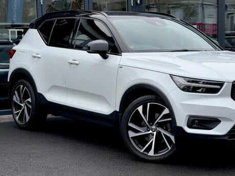 Volvo XC40 T4 R-DESIGN PRO 38