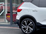 Volvo XC40 T4 R-DESIGN PRO 24