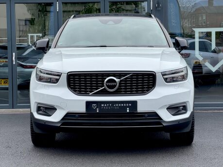 Volvo XC40 T4 R-DESIGN PRO 42