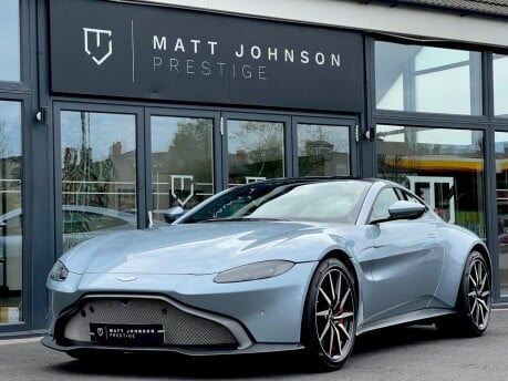 Aston Martin Vantage V8 27