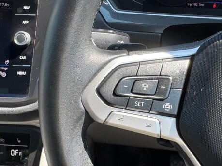 Volkswagen Tiguan ELEGANCE TSI DSG 20