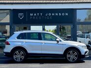 Volkswagen Tiguan ELEGANCE TSI DSG 25