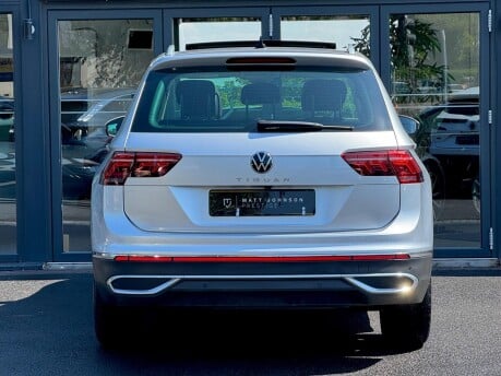 Volkswagen Tiguan ELEGANCE TSI DSG 43