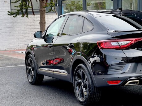 Renault Arkana E-TECH ENGINEERED 40