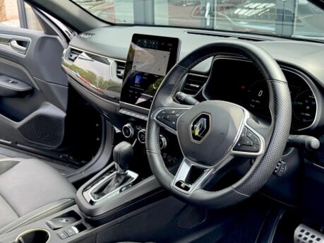 Renault Arkana E-TECH ENGINEERED 3