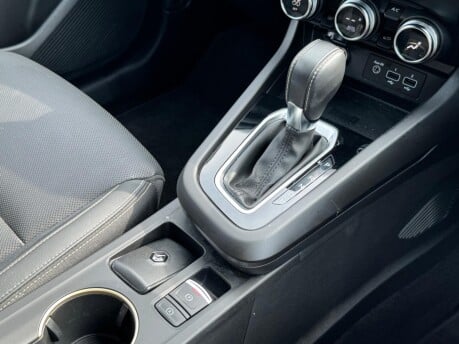 Renault Arkana E-TECH ENGINEERED 37