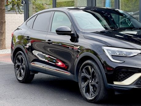 Renault Arkana E-TECH ENGINEERED 10
