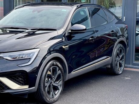 Renault Arkana E-TECH ENGINEERED 32