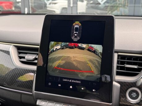 Renault Arkana E-TECH ENGINEERED 25