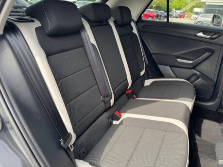 Volkswagen T-Roc SEL TSI 4MOTION DSG 32