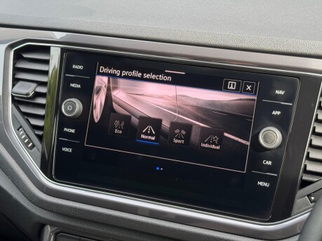 Volkswagen T-Roc SEL TSI 4MOTION DSG 34