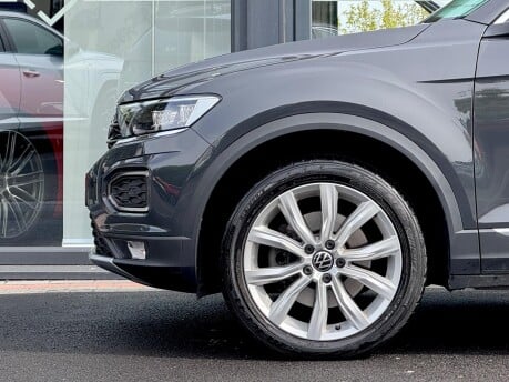 Volkswagen T-Roc SEL TSI 4MOTION DSG 47