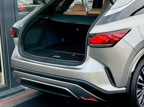 Lexus RX 350H PREMIUM PLUS 29