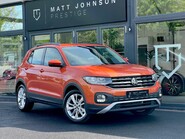 Volkswagen T-Cross SE TSI 8