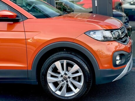 Volkswagen T-Cross SE TSI 21