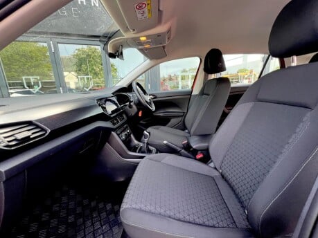 Volkswagen T-Cross SE TSI 22
