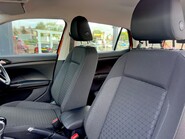 Volkswagen T-Cross SE TSI 25
