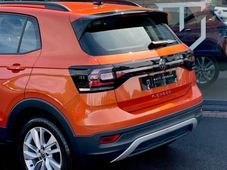 Volkswagen T-Cross SE TSI 26