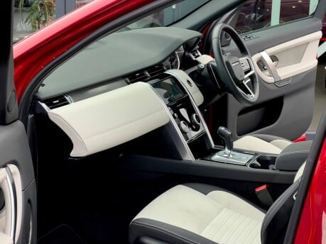 Land Rover Discovery Sport R-DYNAMIC SE PHEV 14