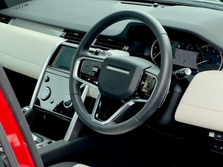 Land Rover Discovery Sport R-DYNAMIC SE PHEV 18