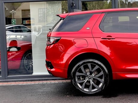 Land Rover Discovery Sport R-DYNAMIC SE PHEV 8