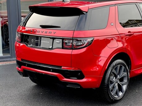 Land Rover Discovery Sport R-DYNAMIC SE PHEV 9