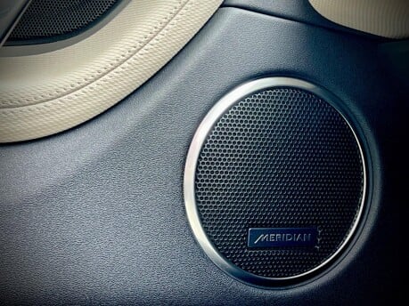 Land Rover Discovery Sport R-DYNAMIC SE PHEV 22