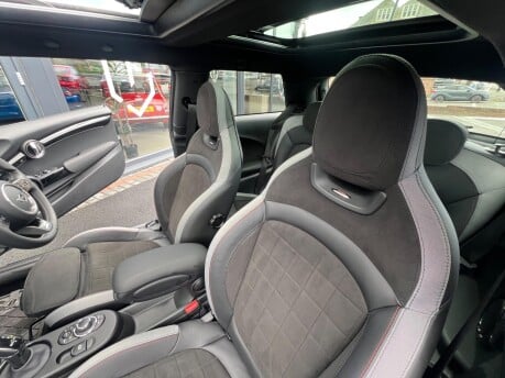 Mini Hatch JOHN COOPER WORKS 12