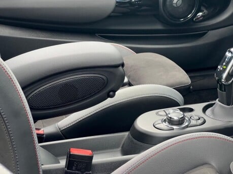 Mini Hatch JOHN COOPER WORKS 23
