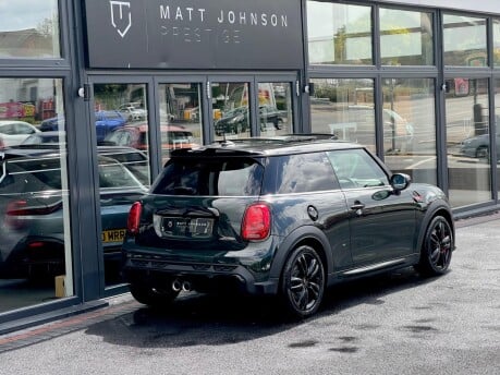 Mini Hatch JOHN COOPER WORKS 33