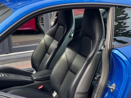 Porsche 911 CARRERA 4S PDK 11