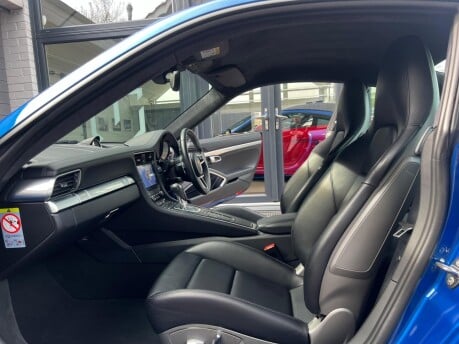 Porsche 911 CARRERA 4S PDK 26