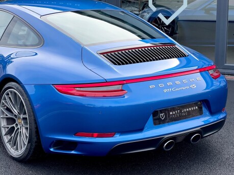 Porsche 911 CARRERA 4S PDK 38
