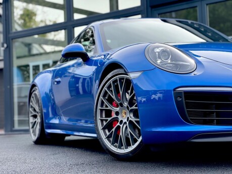 Porsche 911 CARRERA 4S PDK 41