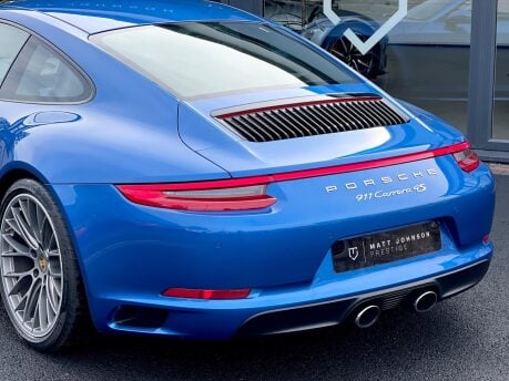 Porsche 911 CARRERA 4S PDK 38