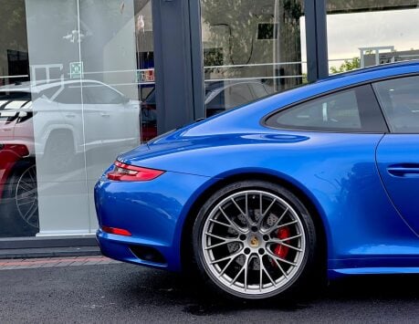 Porsche 911 CARRERA 4S PDK 45